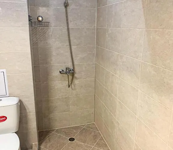 Mm Complex Dimitrovi *